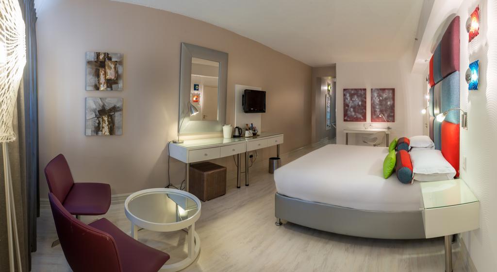 Peermont Metcourt Suites At Emperors Palace Kempton Park Eksteriør bilde