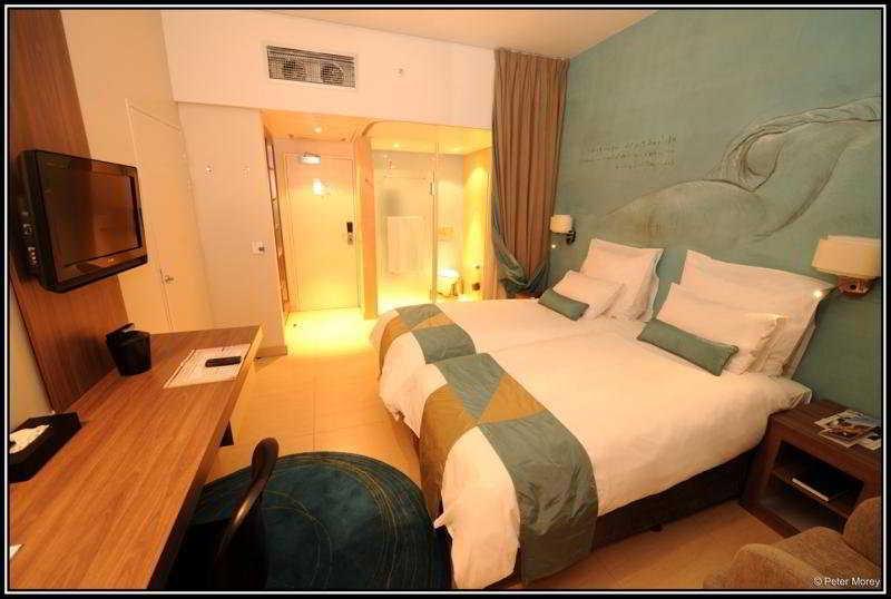 Peermont Metcourt Suites At Emperors Palace Kempton Park Eksteriør bilde
